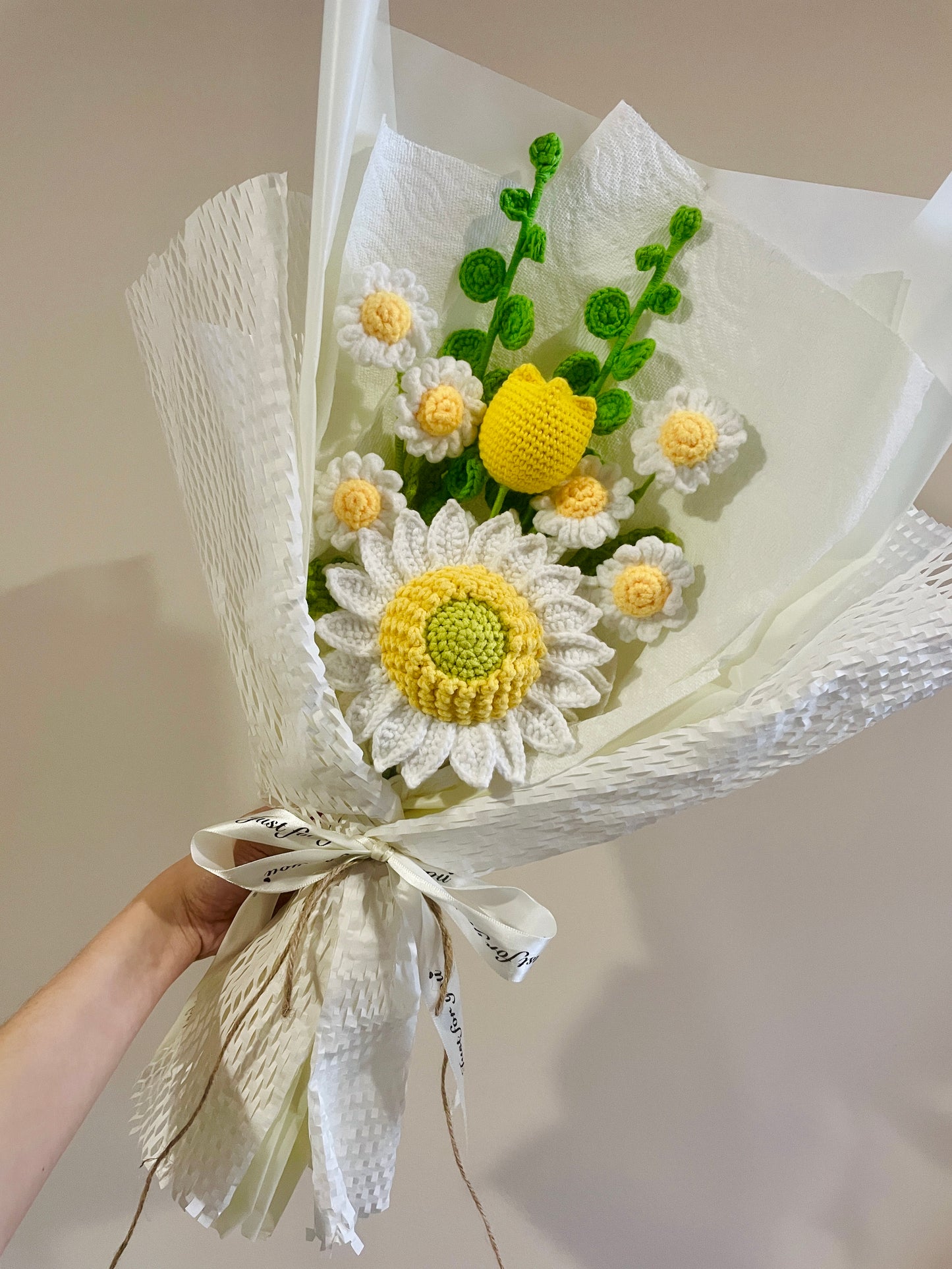 Mixed Yellow & White Sunflower Crochet Flowers Bouquet with package