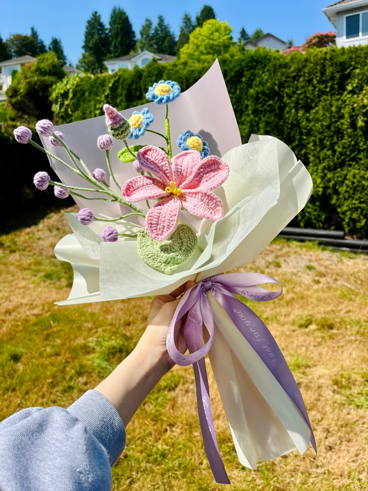 Mixed Small Tung Crochet Flowers Bouquet with package