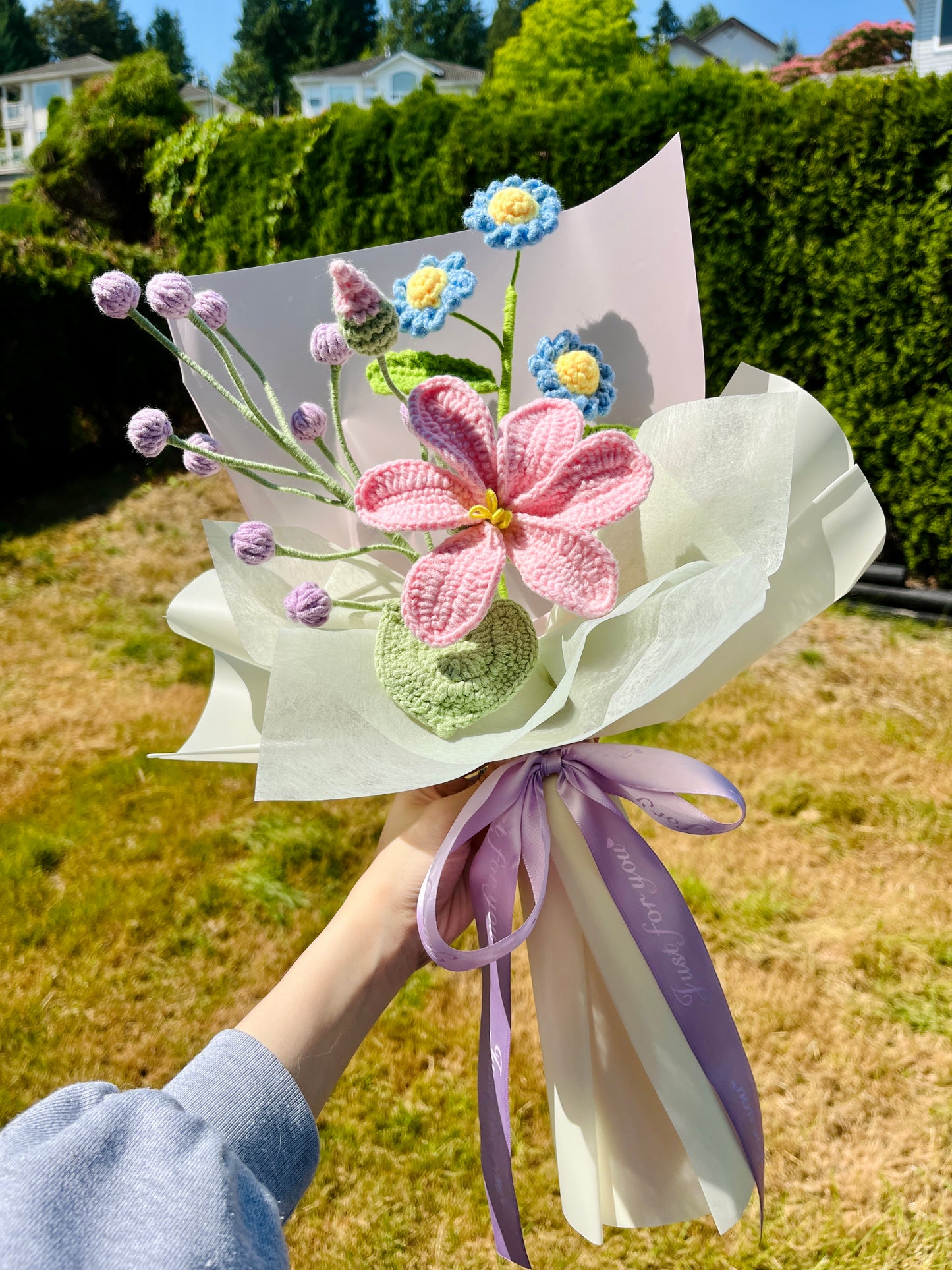 Mixed Small Tung Crochet Flowers Bouquet with package