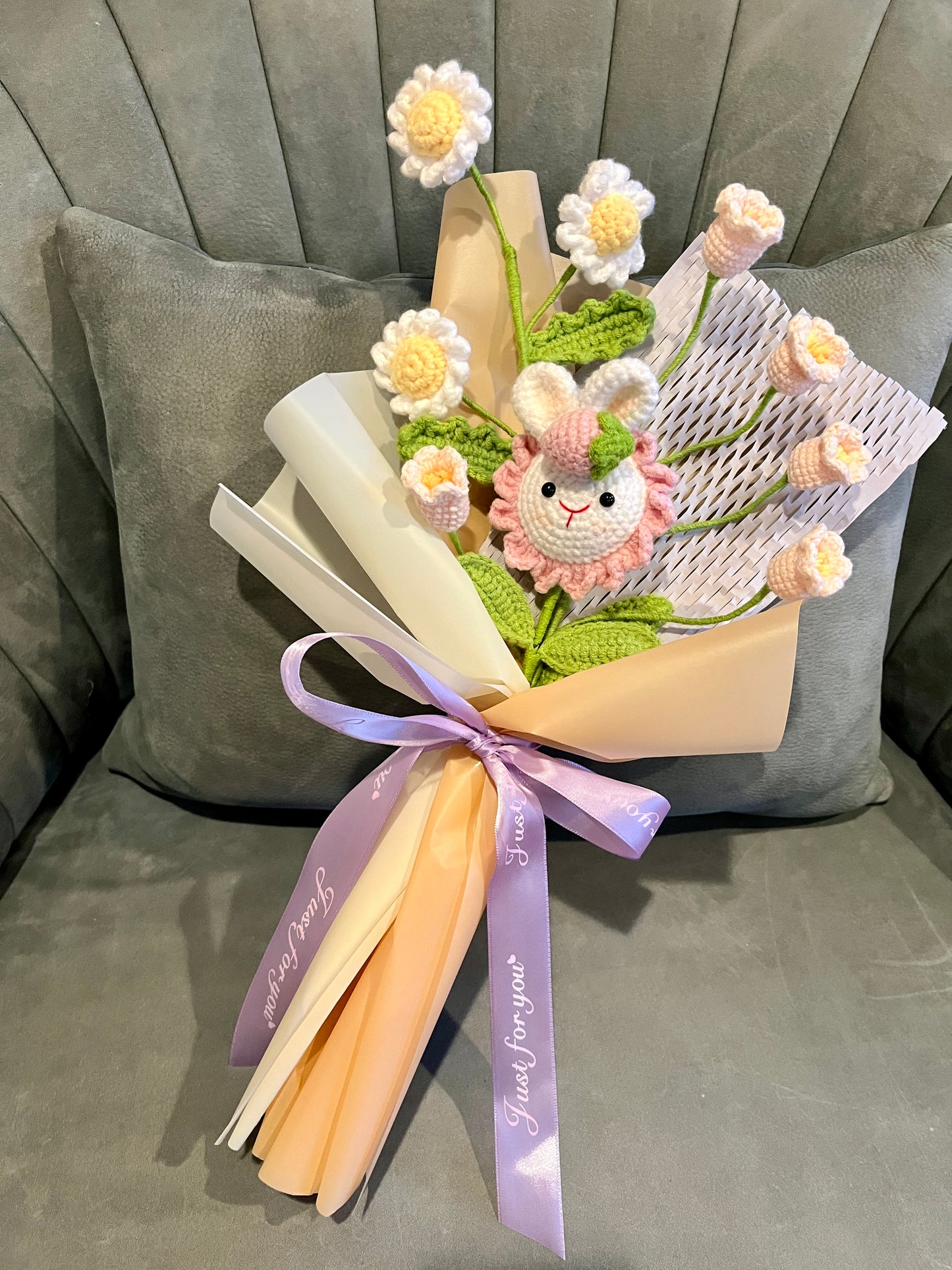 Mixed Small Rabbit Sunflower Crochet Flowers Bouquet with package