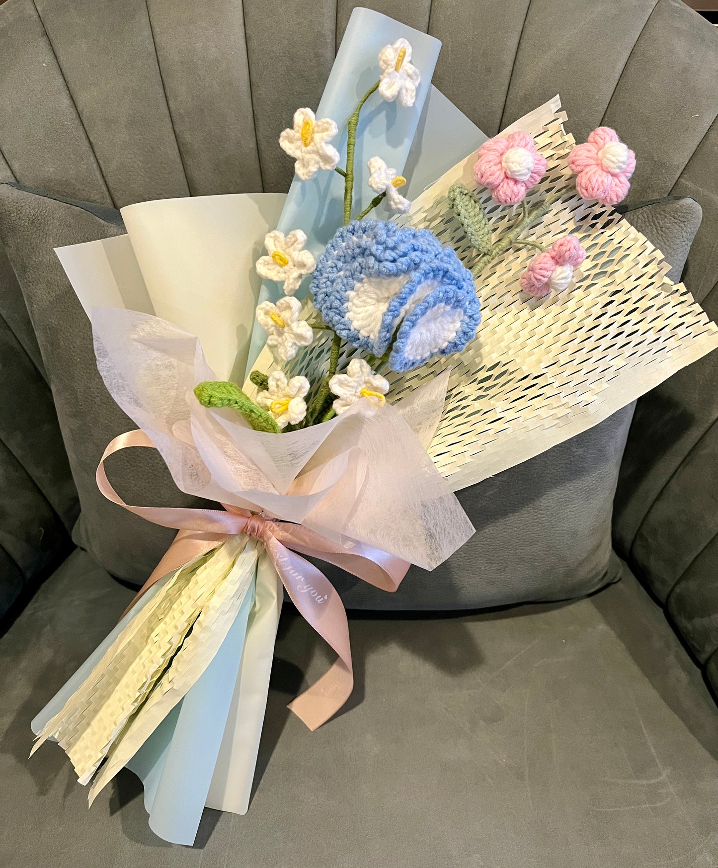 Mixed Small Carnation Crochet Flowers Bouquet with package