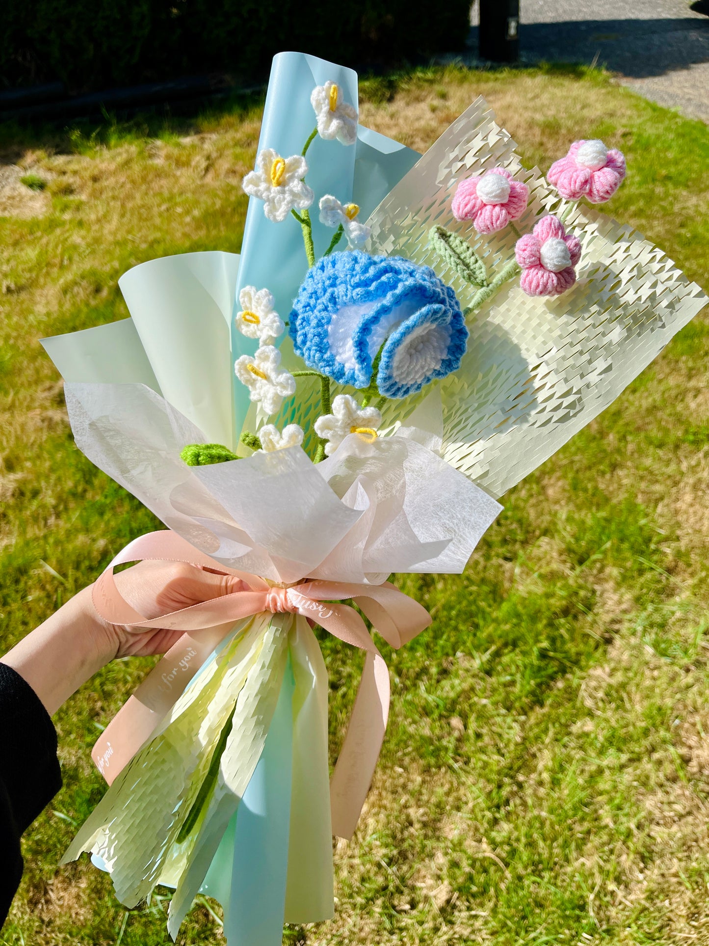 Mixed Small Carnation Crochet Flowers Bouquet with package