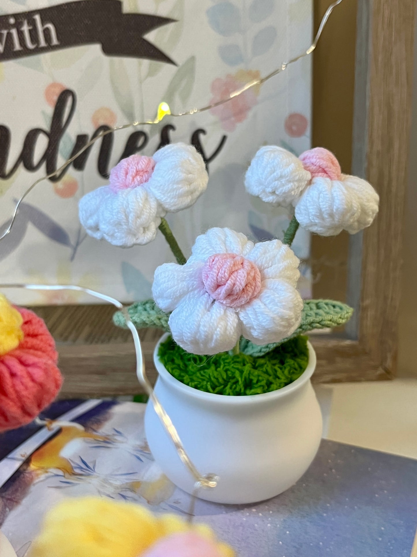 Puff Flower Pot B