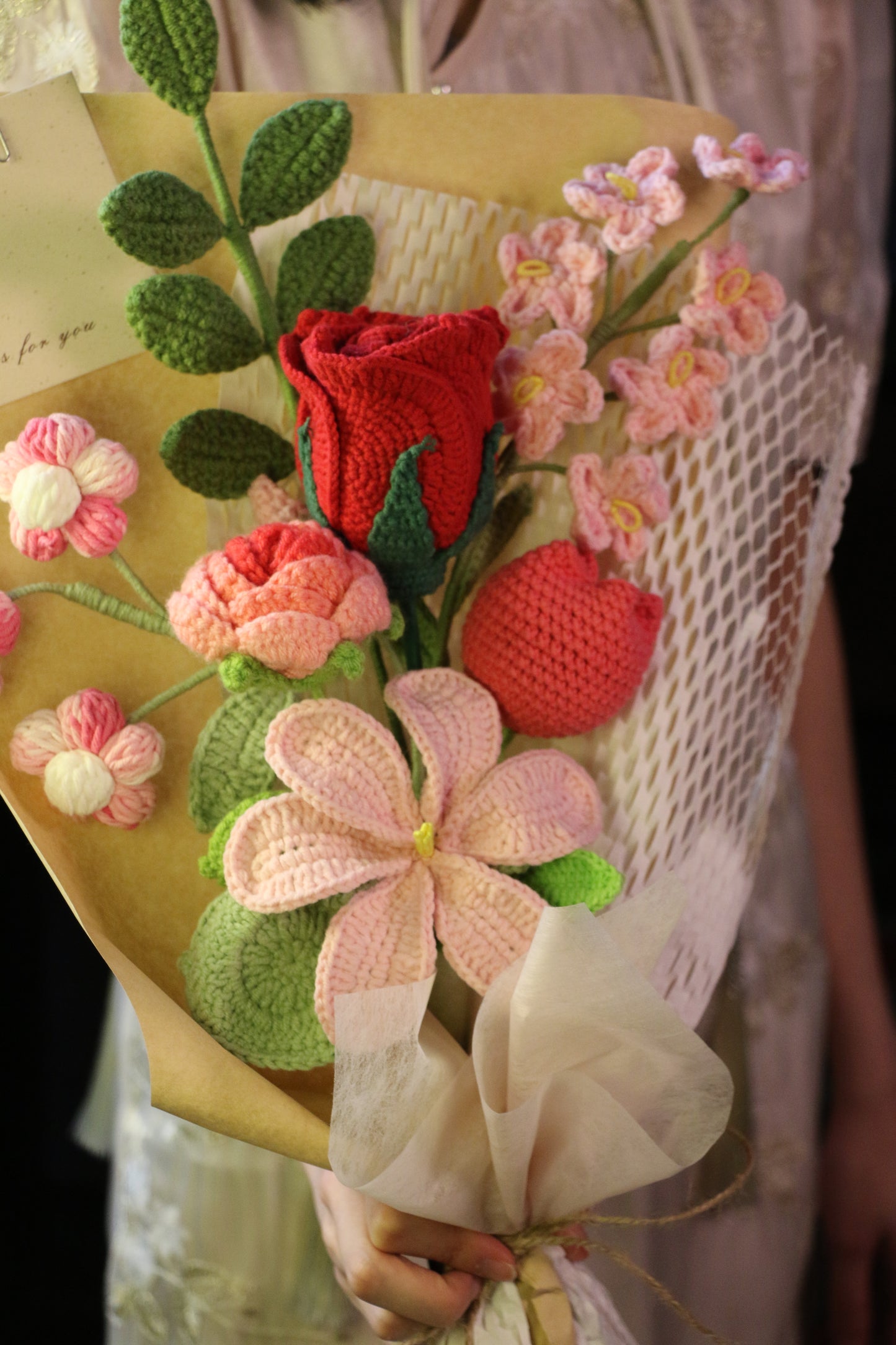 Mixed Pink & Red Crochet Flowers Bouquet with package