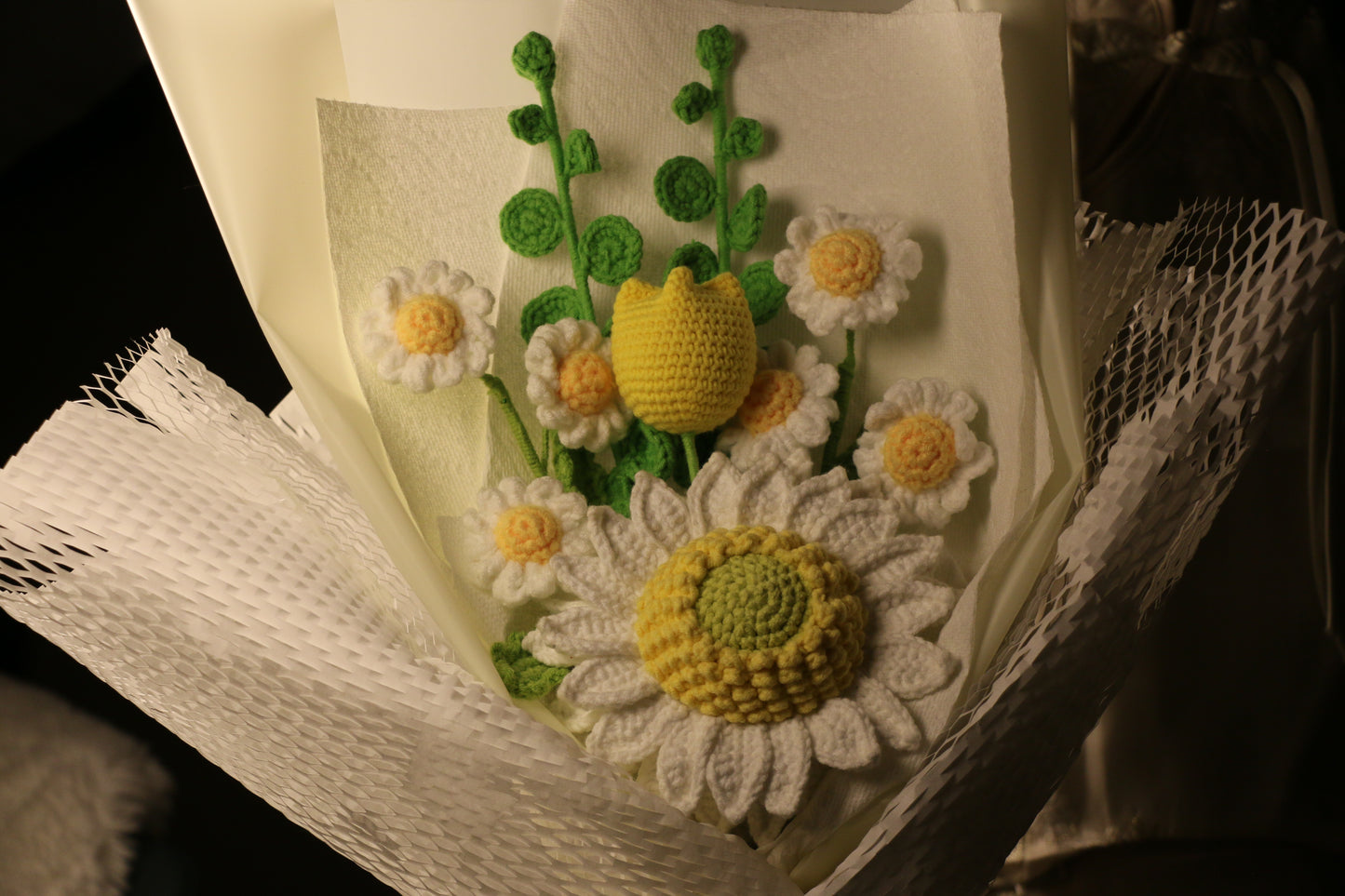 Mixed Yellow & White Sunflower Crochet Flowers Bouquet with package