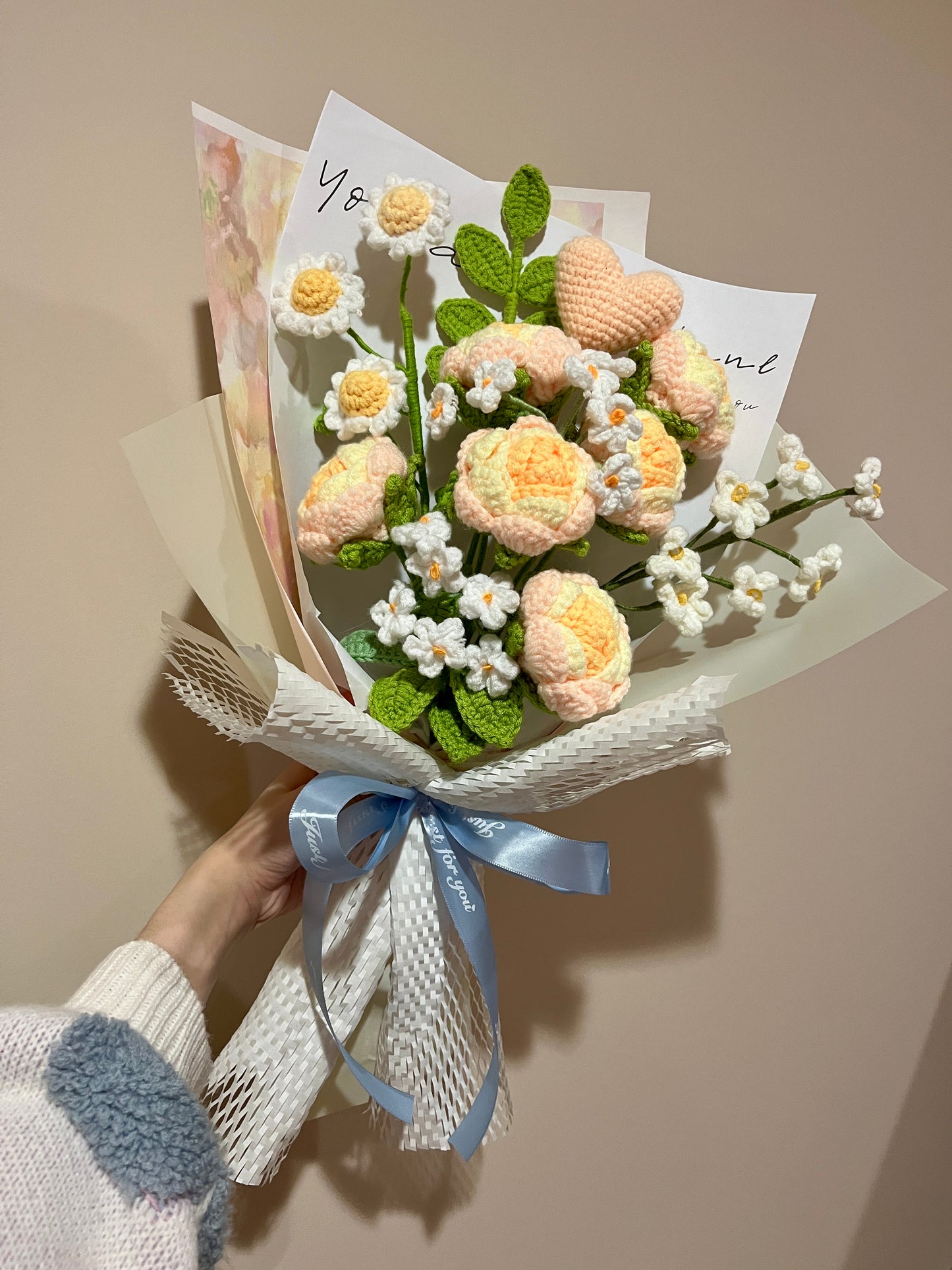 Mixed Champagne Round Rose Crochet Flowers Bouquet with package
