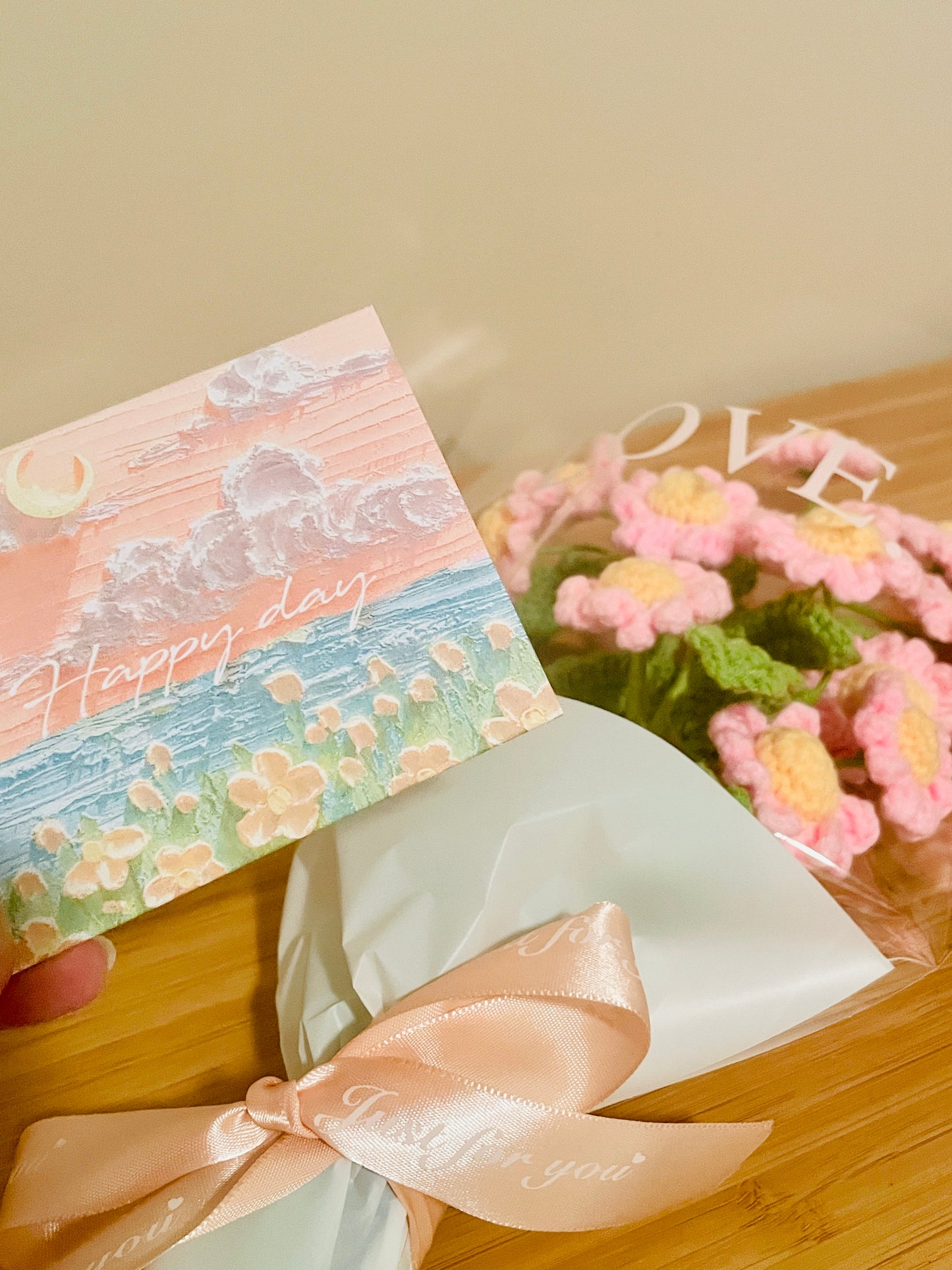 5 Stems Pink Daisy Bouquet with package