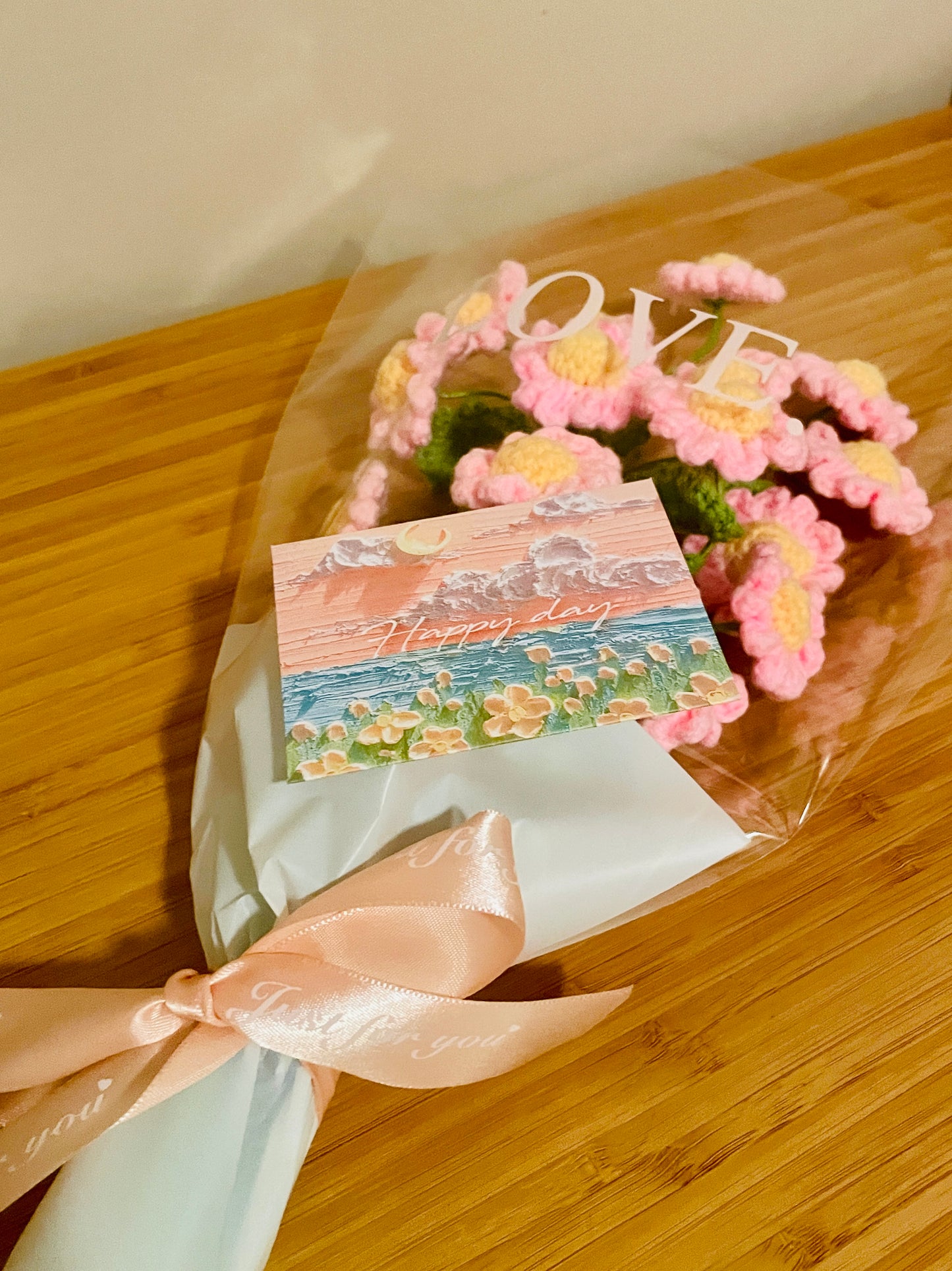 5 Stems Pink Daisy Bouquet with package