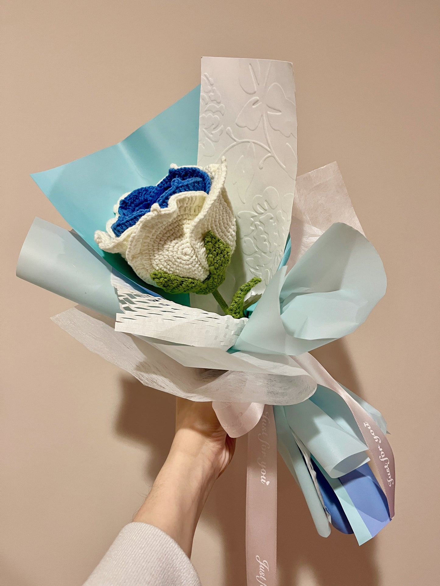 Single Stem Blue Thai Rose Bouquet with Package