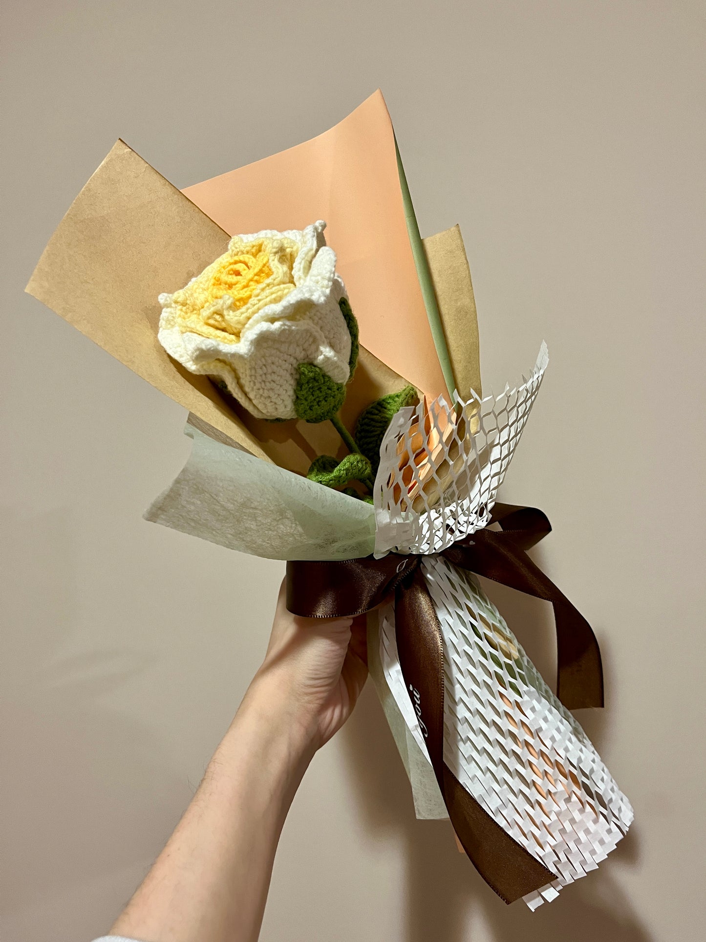 Single Stem Yellow Thai Rose Bouquet with Package