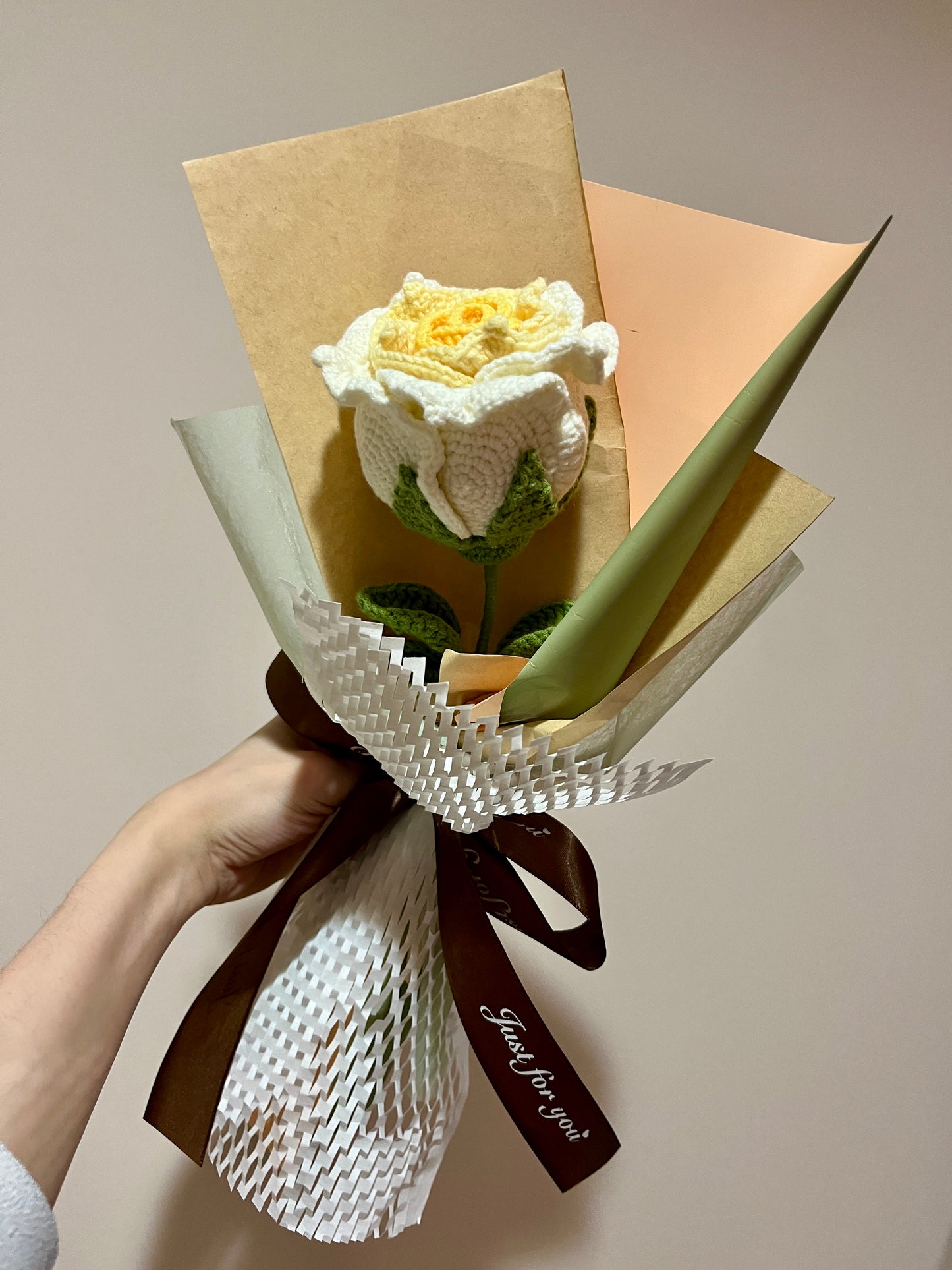 Single Stem Yellow Thai Rose Bouquet with Package