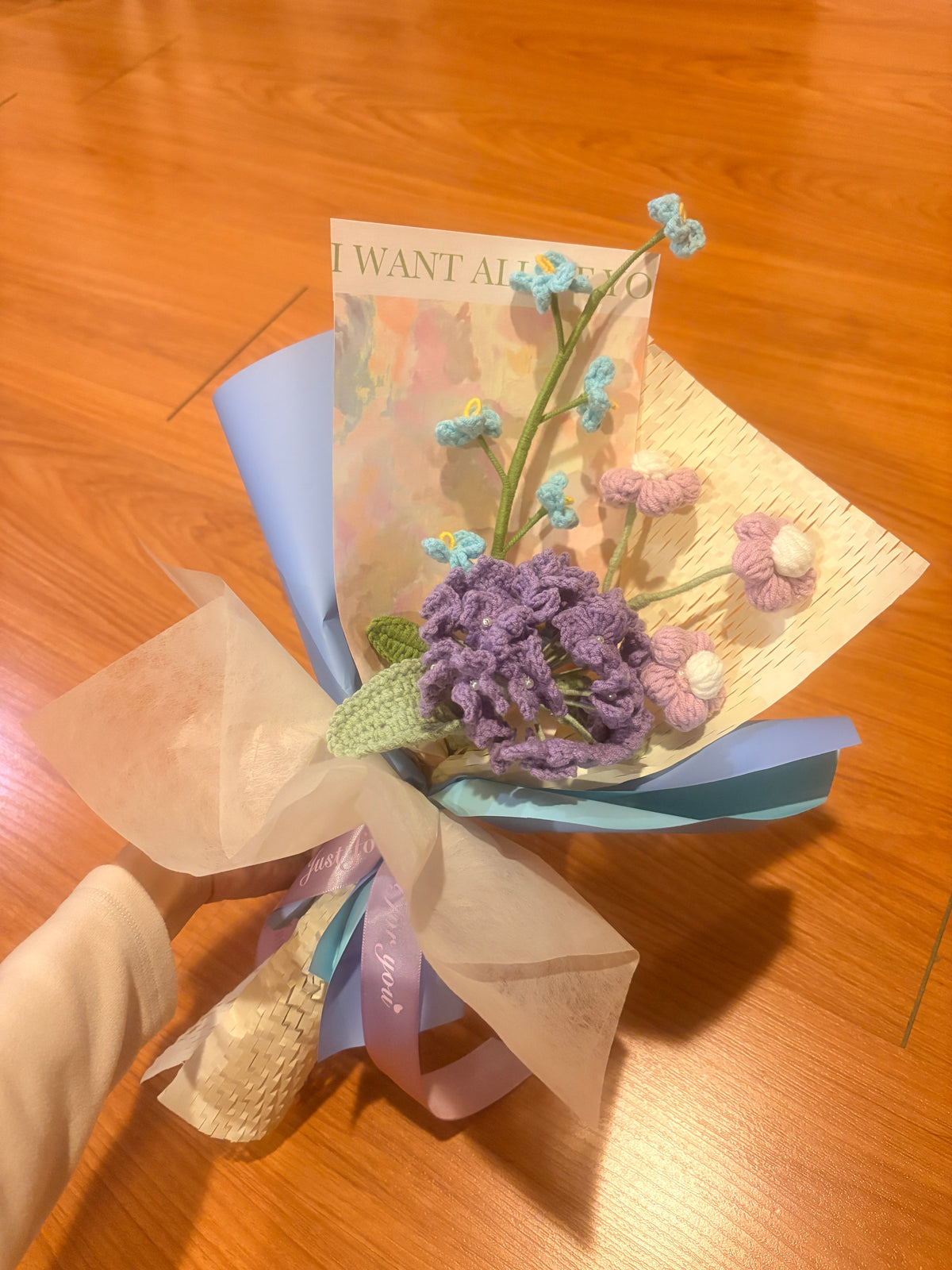 Mixed Small Hydrangea Crochet Flowers Bouquet with package