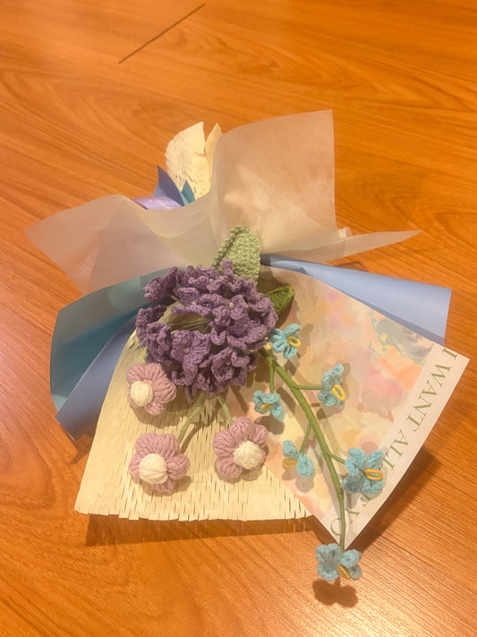 Mixed Small Hydrangea Crochet Flowers Bouquet with package