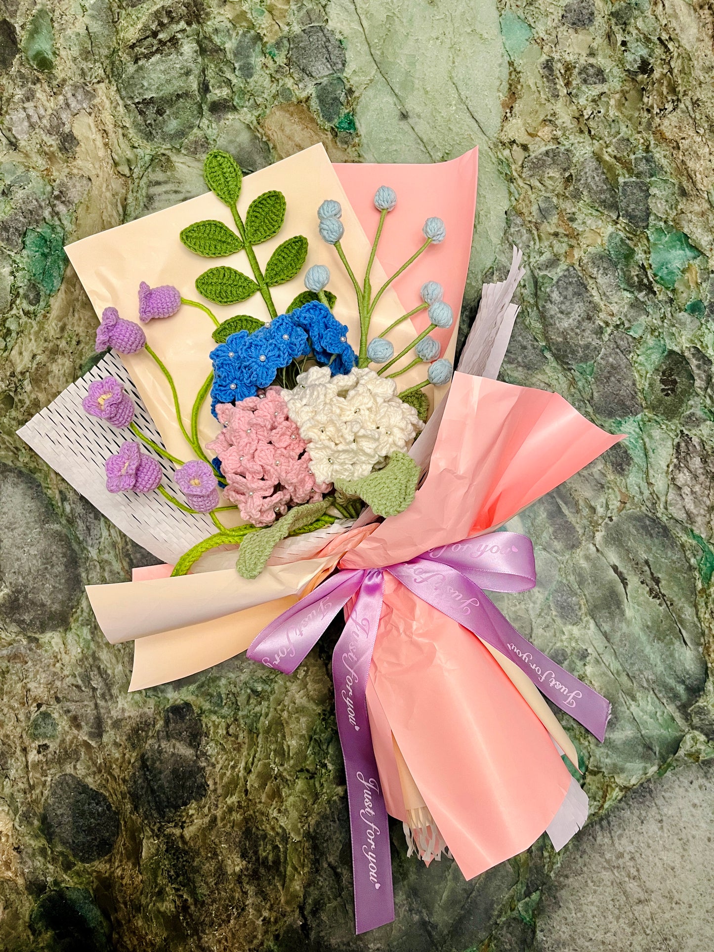 Mixed Hydrangea Crochet Flowers Bouquet with package
