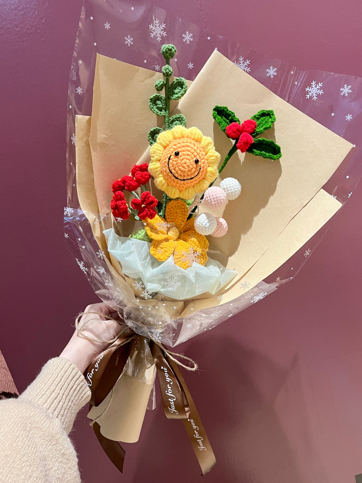 Mixed Christmas Crochet Flowers Bouquet with package - Style B