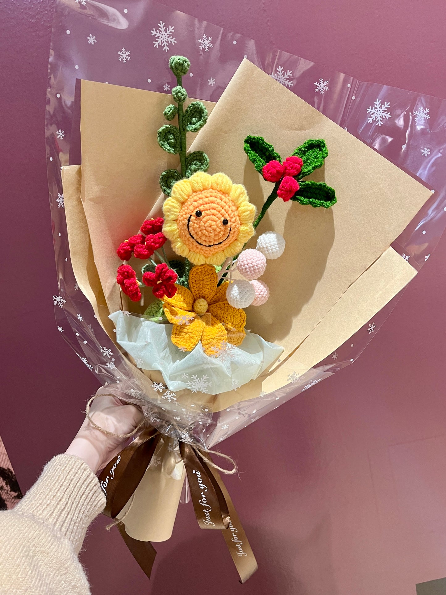 Mixed Christmas Crochet Flowers Bouquet with package - Style B