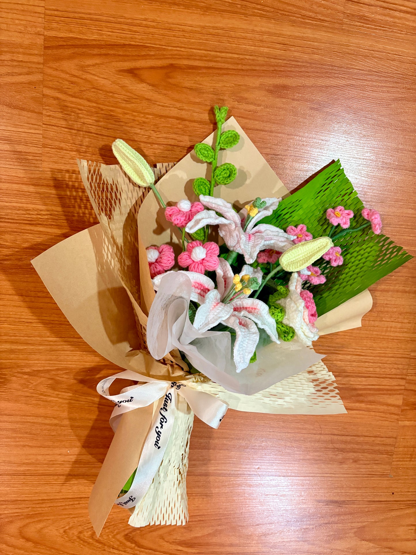 Mixed Oriental Lilly Crochet Flowers Bouquet with package