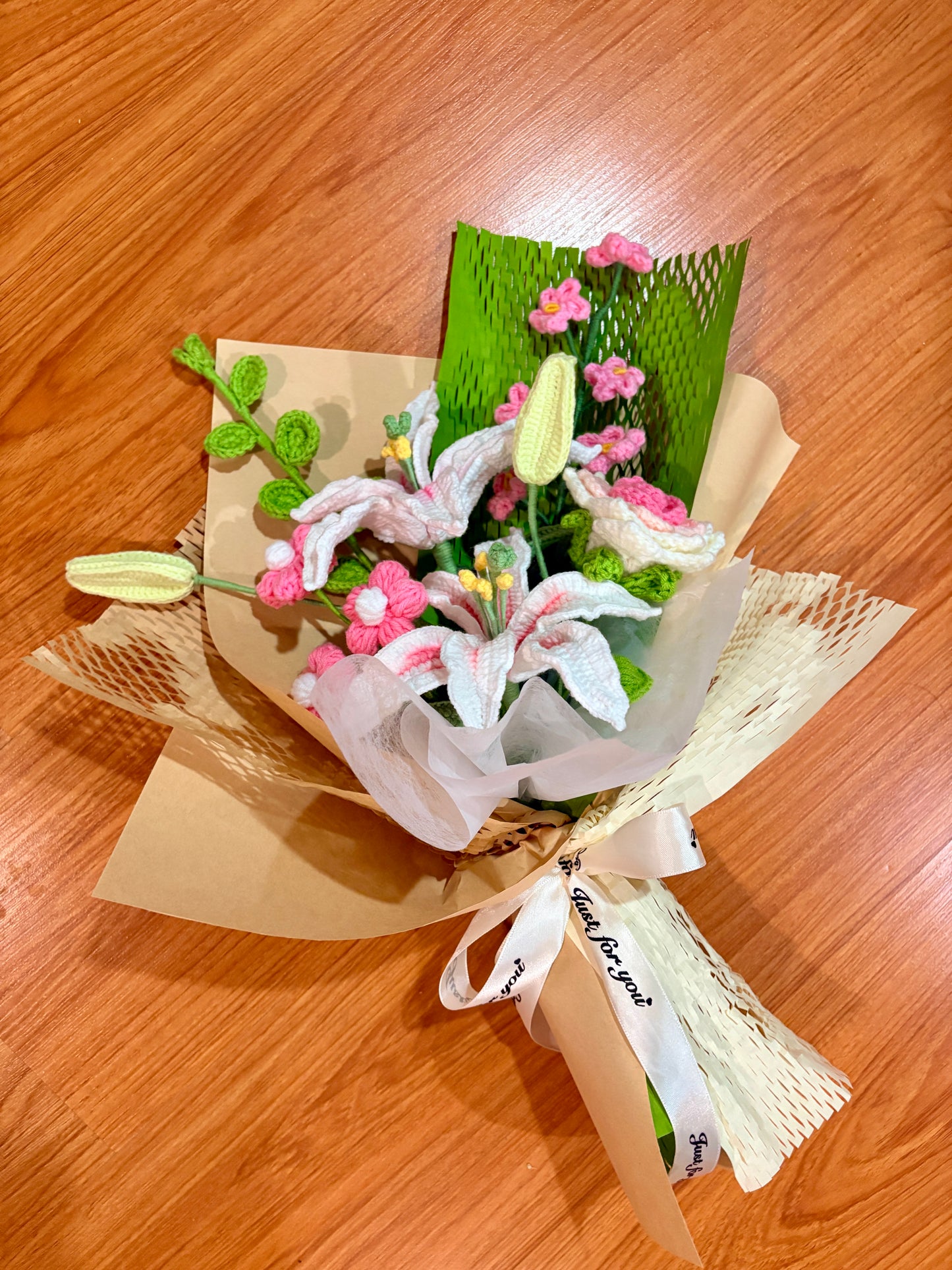 Mixed Oriental Lilly Crochet Flowers Bouquet with package