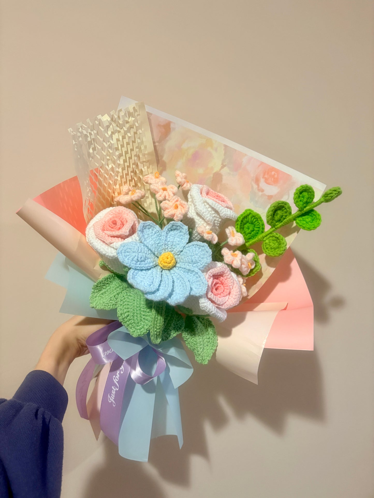 Mixed Pink & Blue Wine Rose Bouquet with package