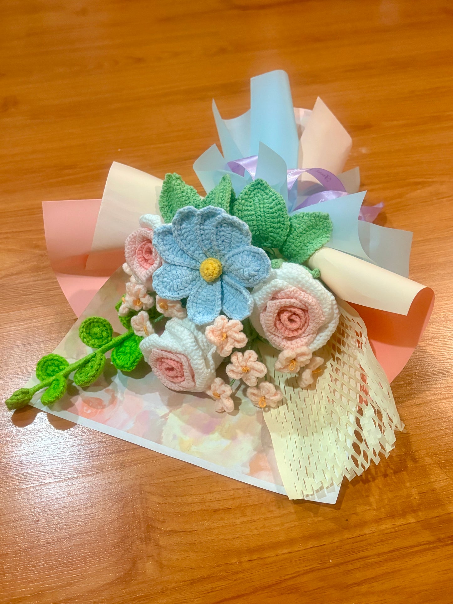 Mixed Pink & Blue Wine Rose Bouquet with package